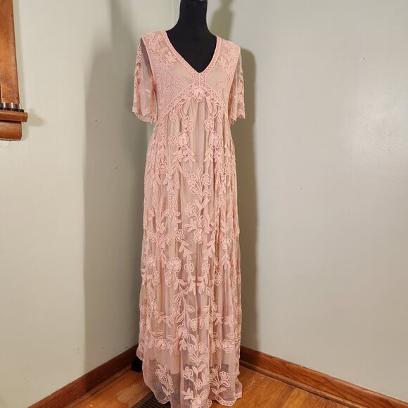 BAEVELY Blush Pink Lace Maxi Dress, Size Medium - Picture 4 of 16